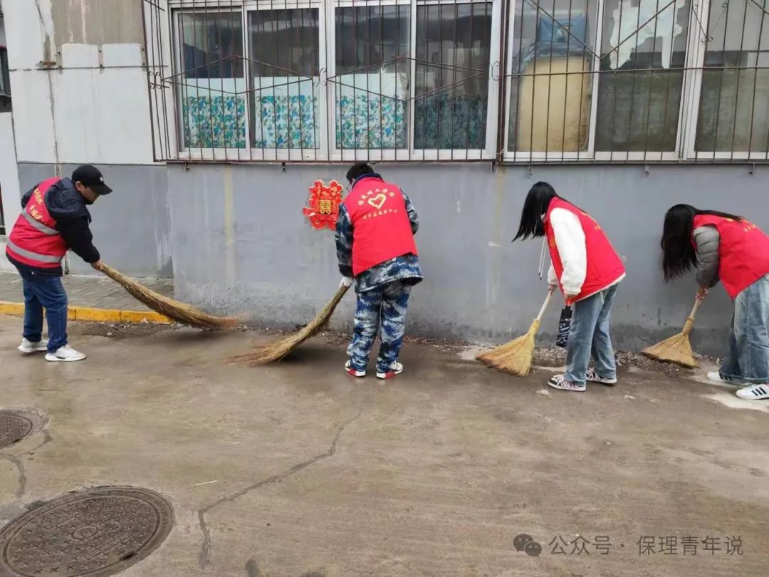 雷锋精神共传承，志愿服务学雷锋