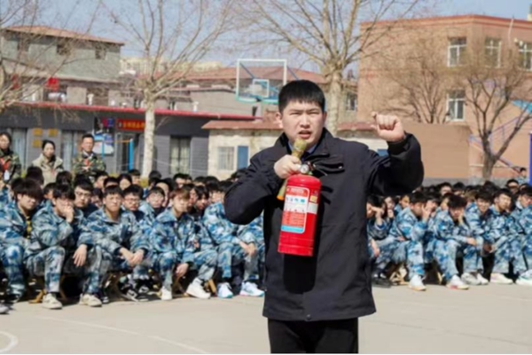 安全教育|管理学院|关注消防，安全至上