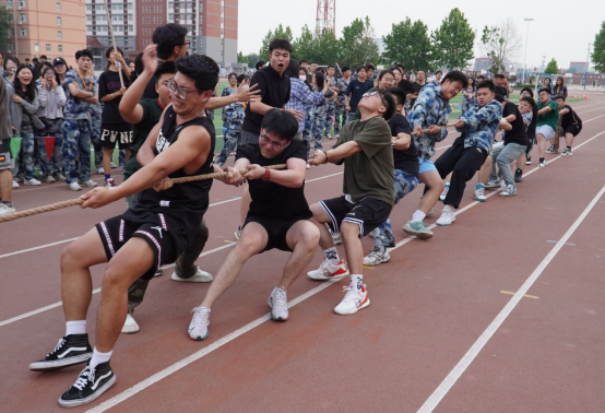 青春校园|凝聚每份力，团结一条心——xhjc1188新黄金城第十八届拔河比赛圆满结束